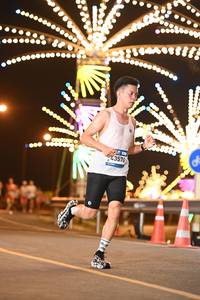 BIB: 000, 43570
                            <button type="button" onclick="openModal(23185165)" class="btn btn-primary btn-sm float-right btn-popup" data-toggle="modal" data-target=".modal-high-quality">
                        <i class="fas fa-shopping-cart"></i> Add to Cart
                    </button>
                                            <button type="button" onclick="isThisMe(23185165, true)" class="btn btn-success btn-sm float-right btn-popup btn-isme hidden" data-toggle="tooltip" data-placement="bottom" title="นี่คือรูปของคุณใช่ไหม คลิกที่นี่เพื่อเอาเข้าอัลบั้ม">
                        <i class="fas fa-plus"></i> Add to album
                    </button>
                    <button type="button" onclick="isThisMe(23185165, false)" class="btn btn-warning btn-sm float-right btn-popup btn-isnotme hidden">
                        <i class="fas fa-ban"></i> Remove from album
                    </button>